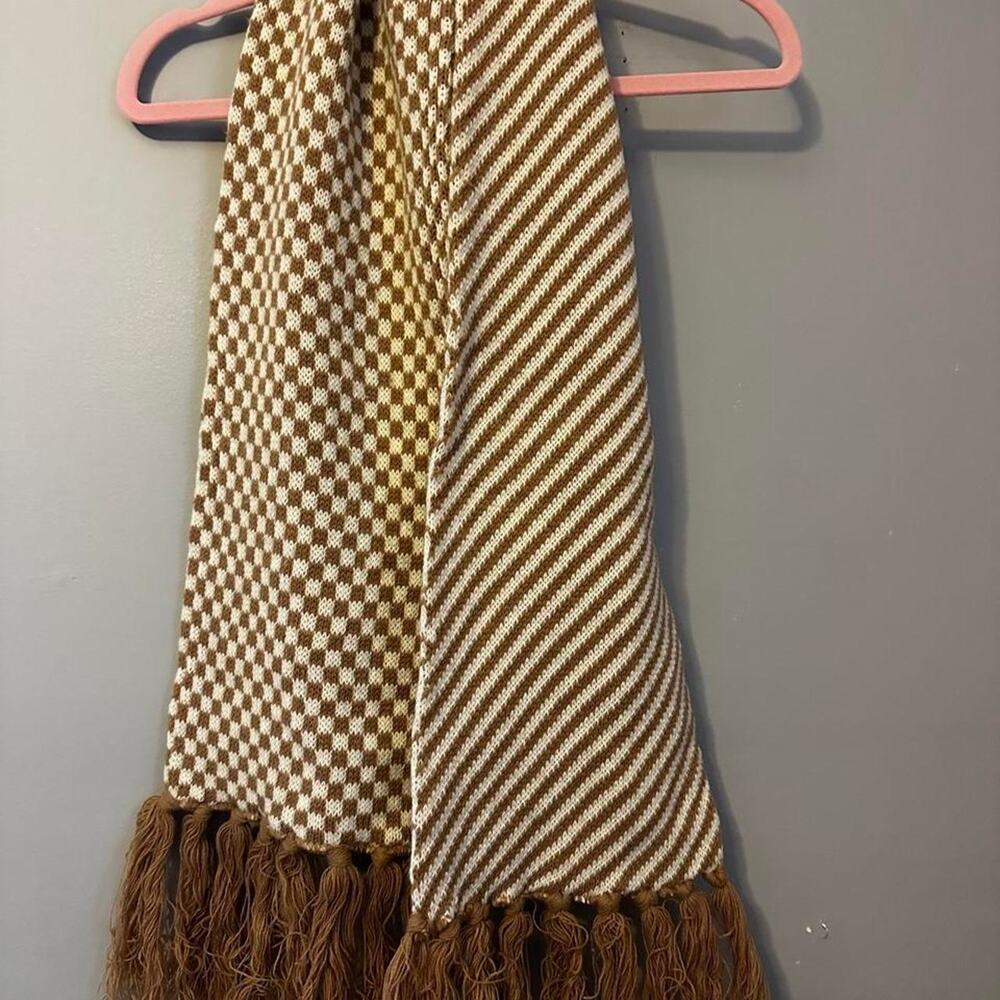 Van Raam brown and beige checkered scarf with tassels